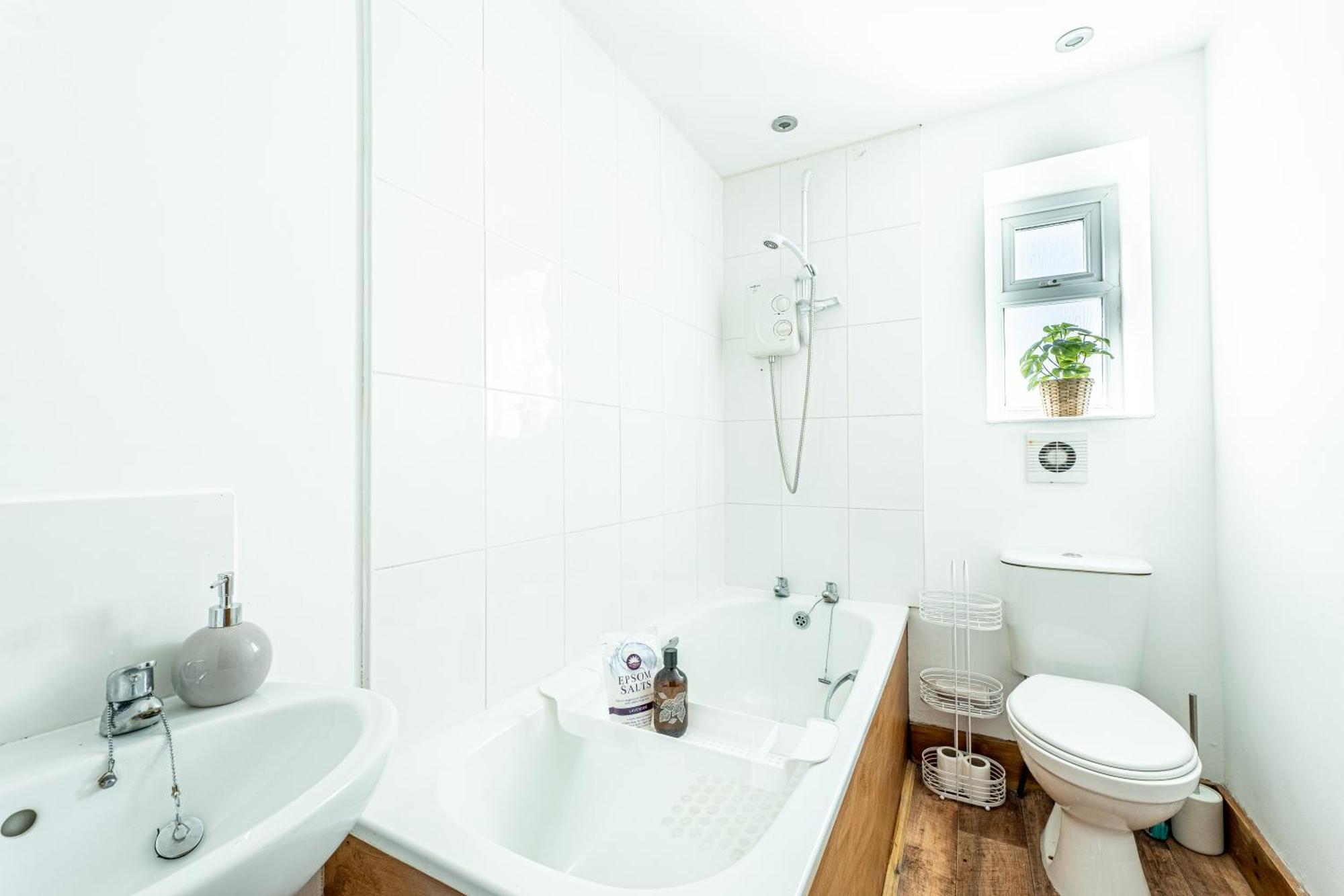 Seaside Retreat In Folkestone Apartman Kültér fotó